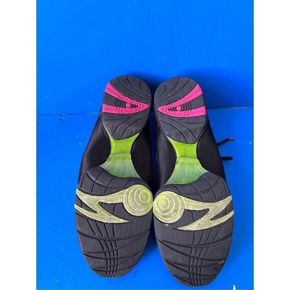 ZUMBA Womens Size 9.5Black Flex Classic Trainers Dance Shoes Z Slide-Impact Max - Picture 4 of 6